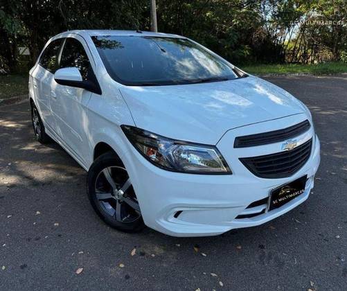 CHEVROLET ONIX 1.0 MPFI JOY 8V FLEX 4P MANUAL CHEVROLET ONIX 1.0 MPFI JOY 8V FLEX 4P MANUAL